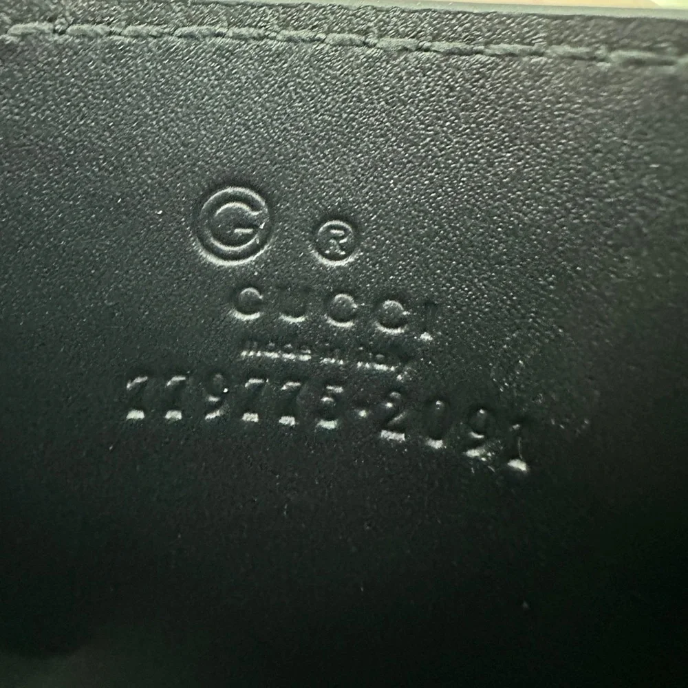 Never used Gucci Beige Brown GG Canvas Card Holder with Black Leather Trim - Picture 5 of 5